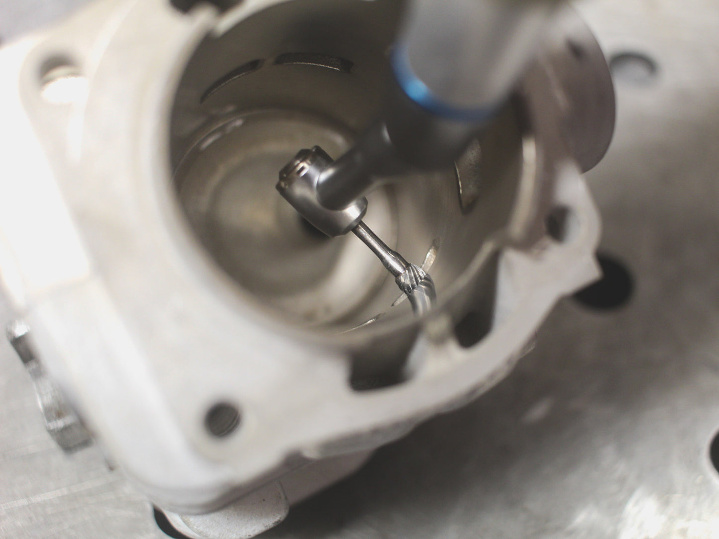 Husqvarna 346XP 44.3mm cylinder.